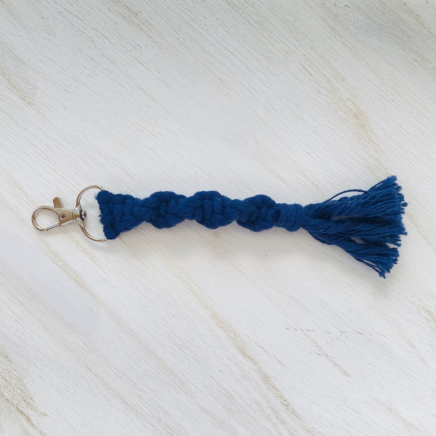 LikeWoah Handmade - Macrame Keychain