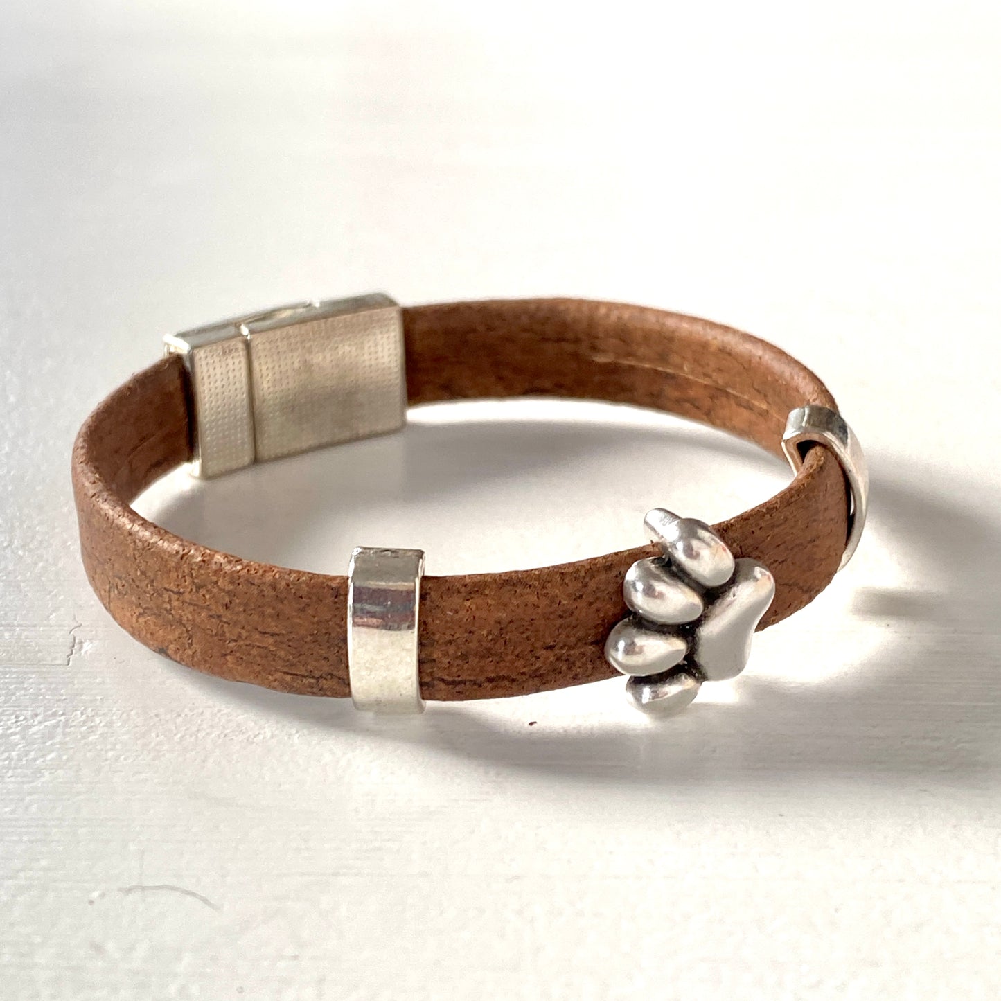 Gem Lounge Jewelry - Paw Print Charm Bracelet