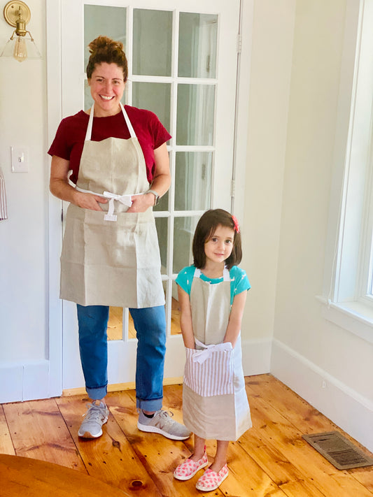 Heirloomed Collection - Keepsake Linen Adult Bistro Apron