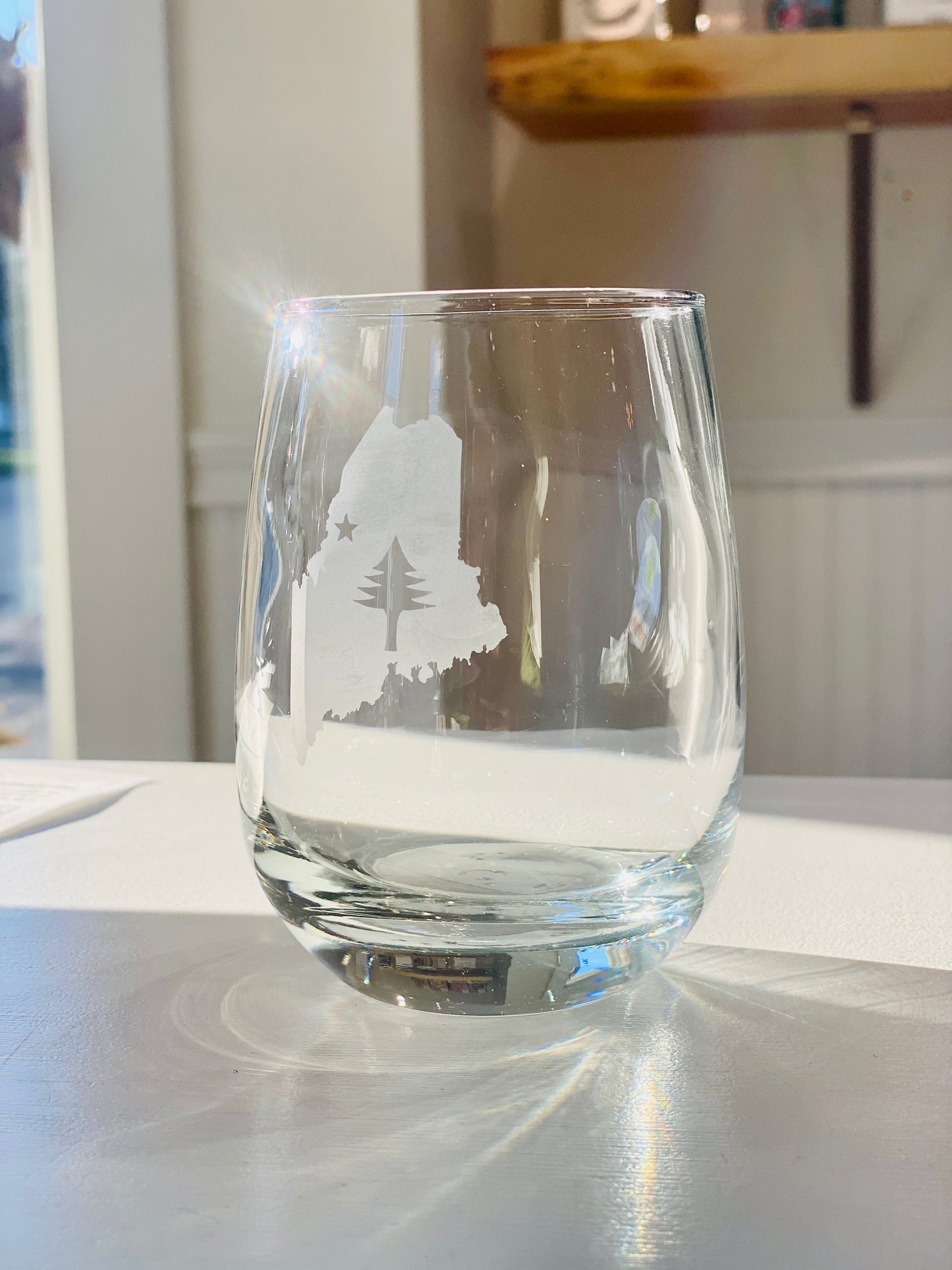 Reclaimed Maine - Etched Wine Glass