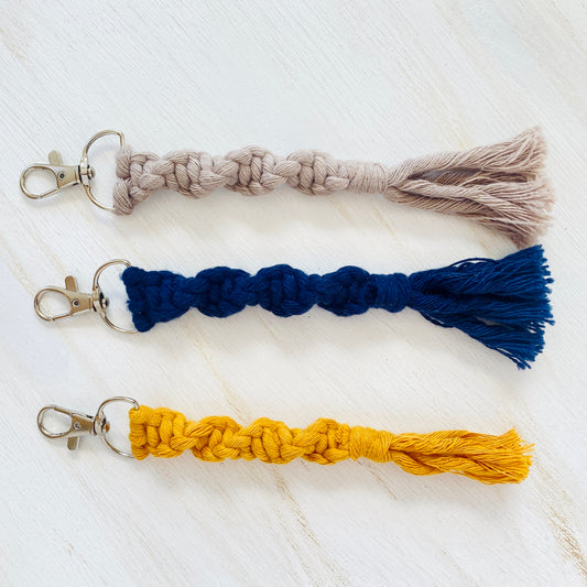 LikeWoah Handmade - Macrame Keychain